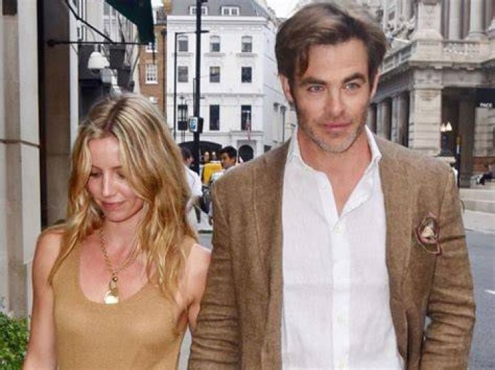 Annabelle Wallis Boyfriend Chris Pine, Feet, Age, Height, Bikini, Husband