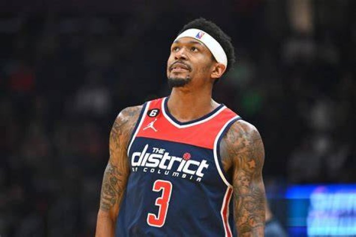 Bradley Beal College, Draft, Stats, Contract, Salary, Net Worth, Instagram