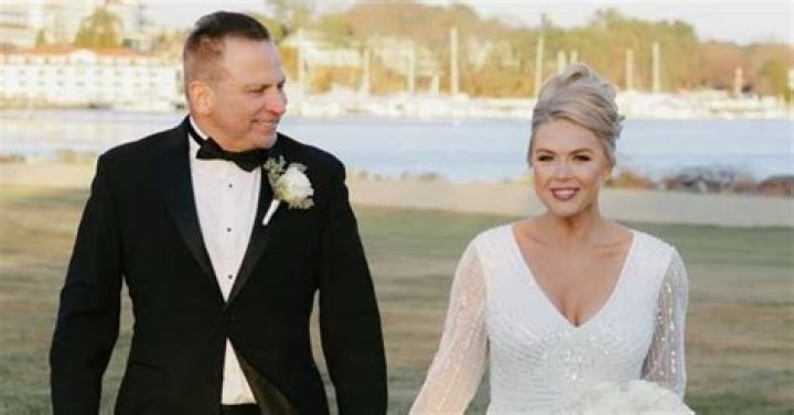 Carol Huston Biography, Age, Husband, Movies, Real Estate, Instagram