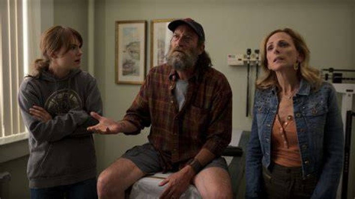 “CODA” Actress Marlee Matin Talks About Being Deaf- Take A Look At Her Family