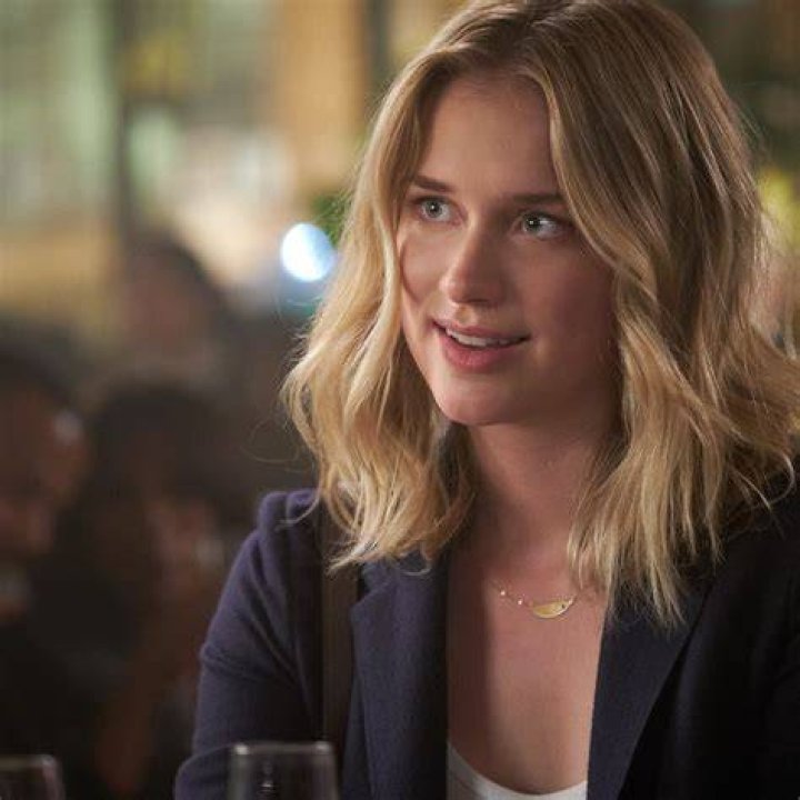 Did Elizabeth ‘Lil’ Henstridge Get Married? Everything About The Actress