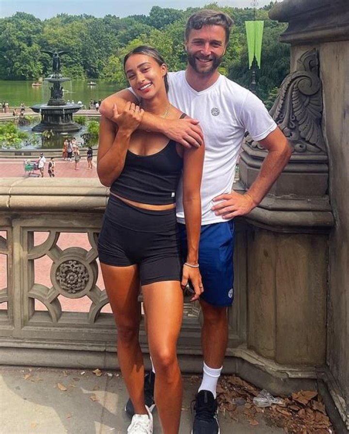 Does Liam Broady have a sister? Are Naomi and Liam Broady related?