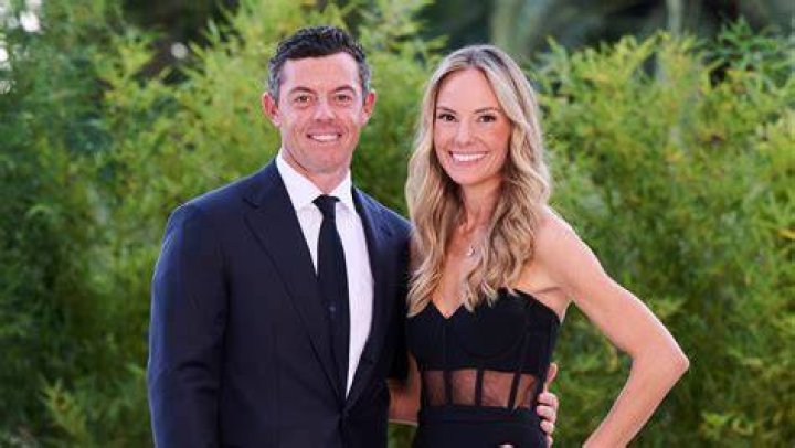 Erica Stoll Age (Rory McIlroy Wife) Wiki, Net Worth, Married, Height, Bikini