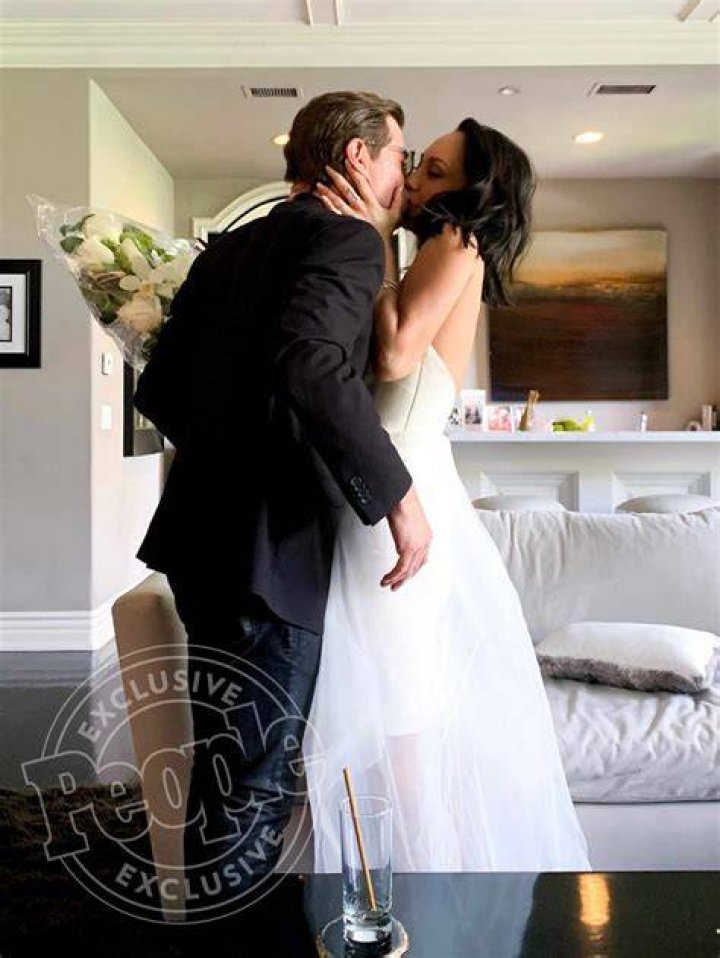 Hilary Rhoda : Net Worth, Wedding, Husband & Sean Avery