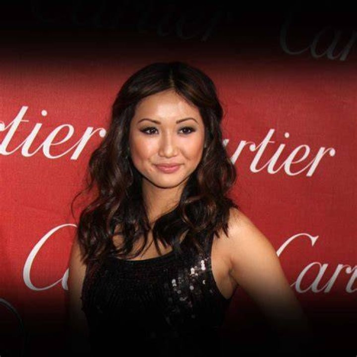 Ho Ngoc Ha Bio: Career, Divorce, Family & Net Worth