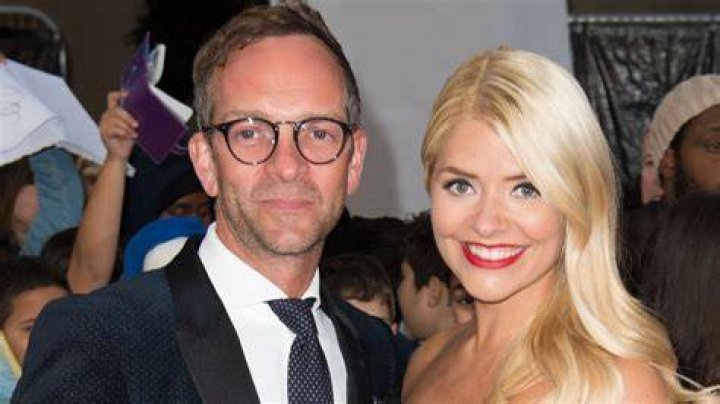 Holly Willoughby Husband: Daniel Baldwin Net Worth, Nationality, Height, Children, Mother, Age, Politics