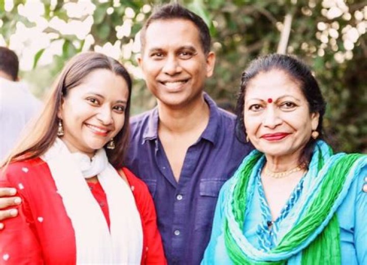 Isa Tara Guha Age, Wiki, Biography, Wife, Children, Salary, Net Worth, Parents