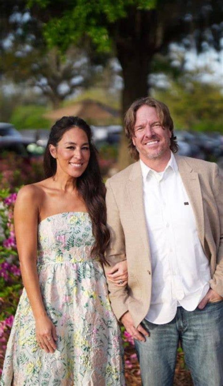 Joanna Gaines, Bio, Age, Family, Husband, House, Store, Furniture
