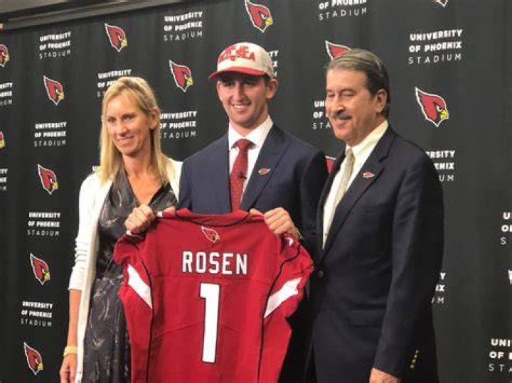 Josh Rosen Parents: Liz Lippincott and Charles Rosen
