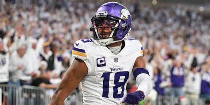 Kenny Golladay Biography, Age, Net worth, Education, Football wide receiver, Northern Illinois, Shirt