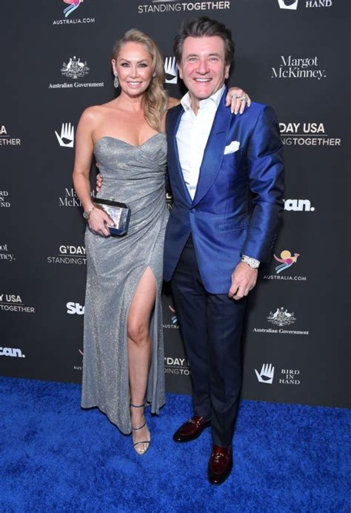 Kym Johnson – Bio, Age, Twins, Facts About Robert Herjavec’s Wife