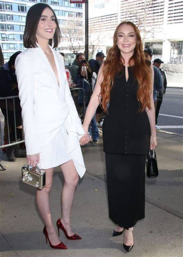 Lindsay Lohan Height: How tall is Lindsay Lohan?