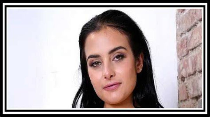 Maria Roman Wikipedia, Age, Height, Husband, Instagram