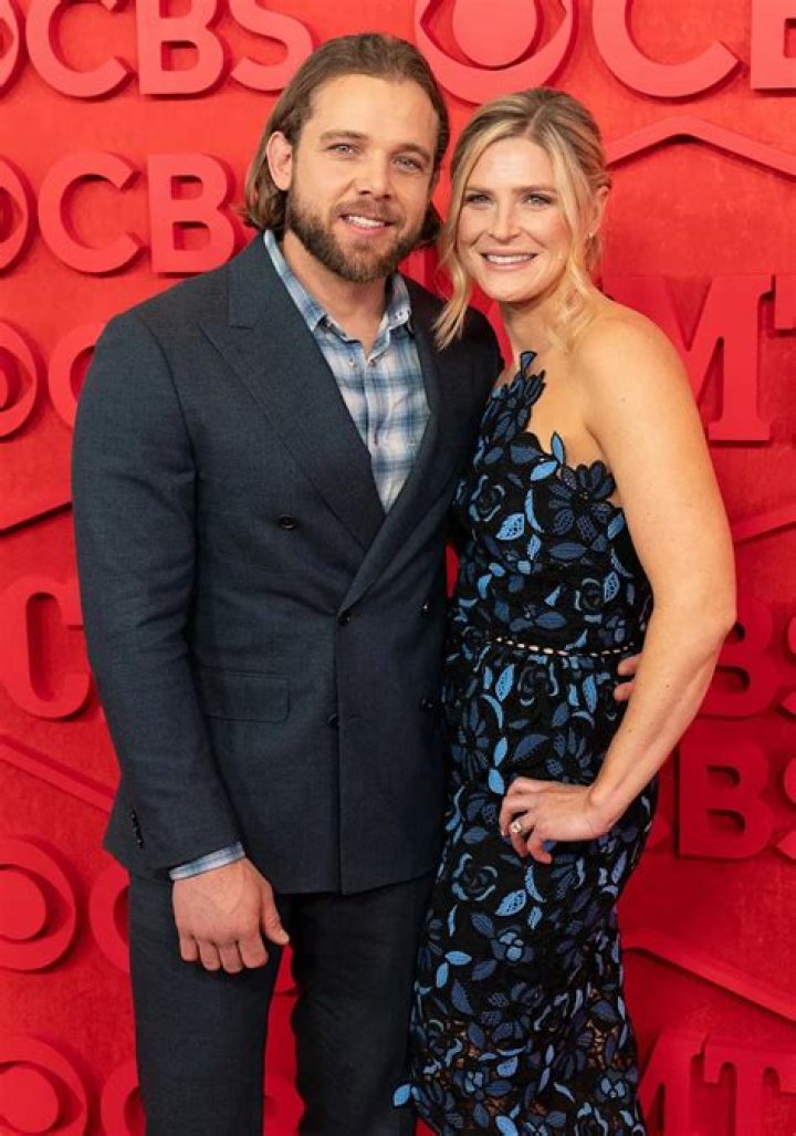 Max Thieriot’s wife Lexi Murphy Biography: Husband, Children, Age, Net Worth, Height, Pictures