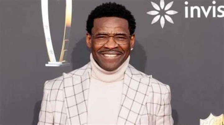 Michael Irvin’s Net Worth, Biography, Career, Awards, Fact and Life Story