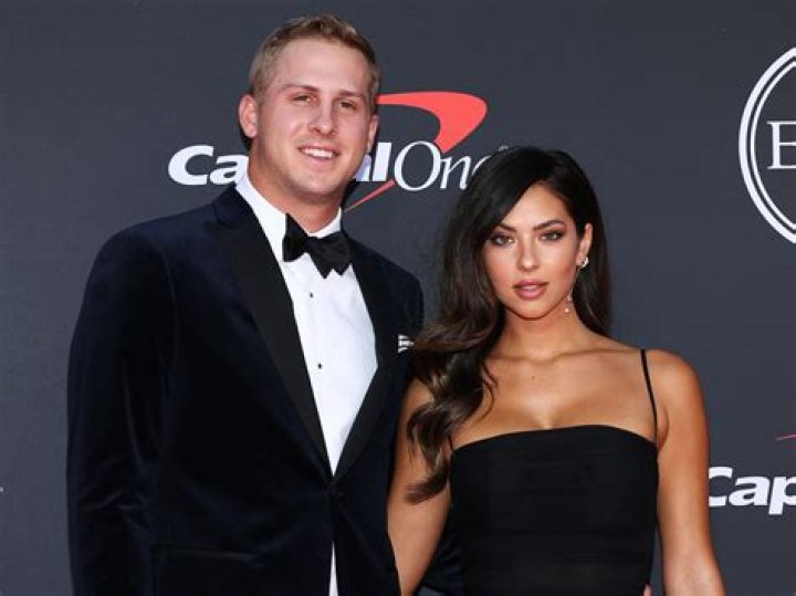 NHL: Who Is Steve Valiquette Wife Or Partner – Is He Married; Net Worth & Career Earnings