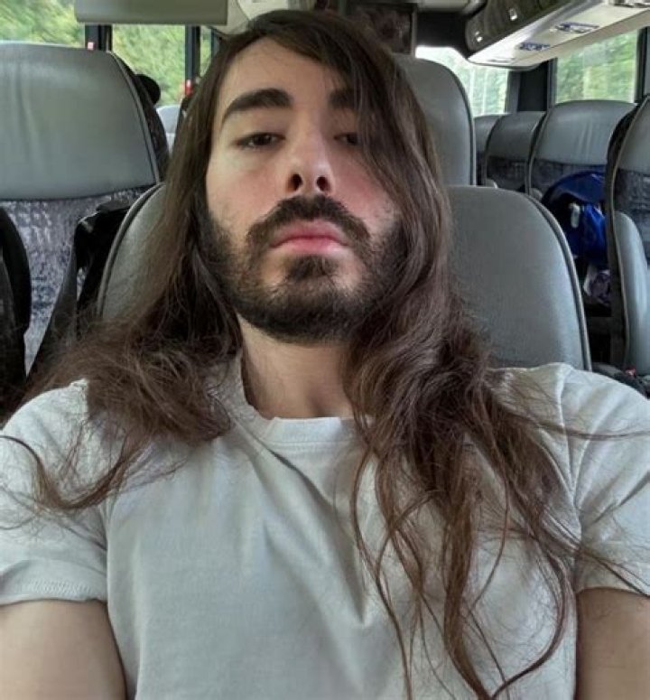Penguinz0 (Youtuber) Bio, Wiki, Height, Weight, Age, Net Worth, Girlfriend, Career, Facts