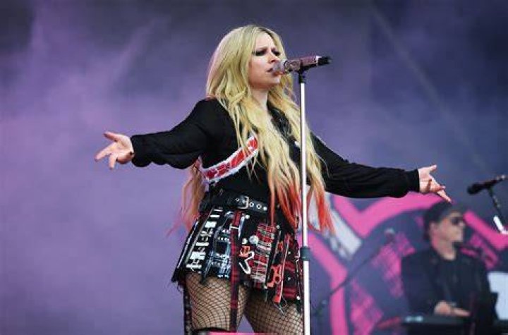 Pete Jonas Wikipedia, Biography, Age, Height, Background, Avril Lavigne