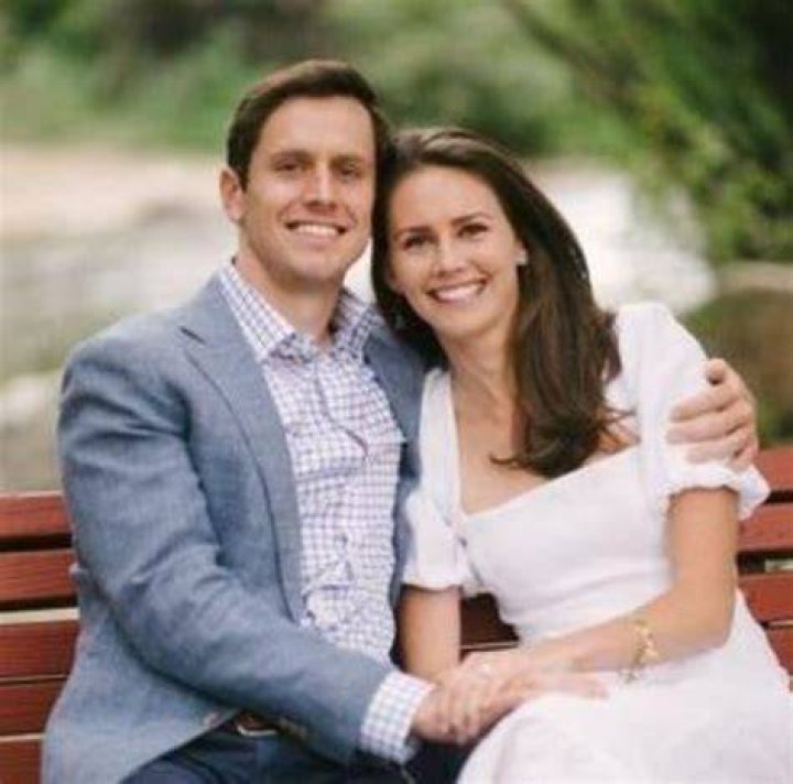 Stephanie Link Net Worth: Bio, Wiki, Age, CNBC, Husband, Married, Daughter, 10 Stocks To Buy, Portfolio, Holdings and Salary