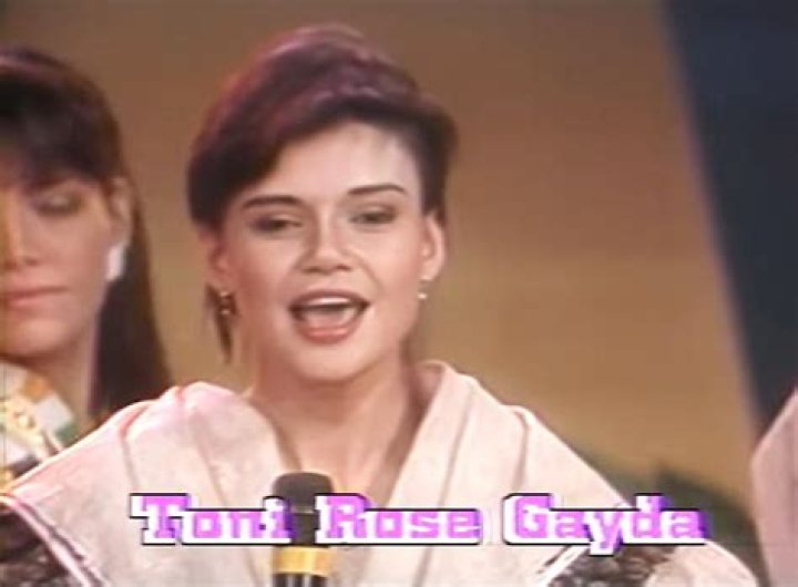 Toni Rose Gayda Height, Weight, Net Worth, Age, Birthday, Wikipedia, Who, Nationality, Biography