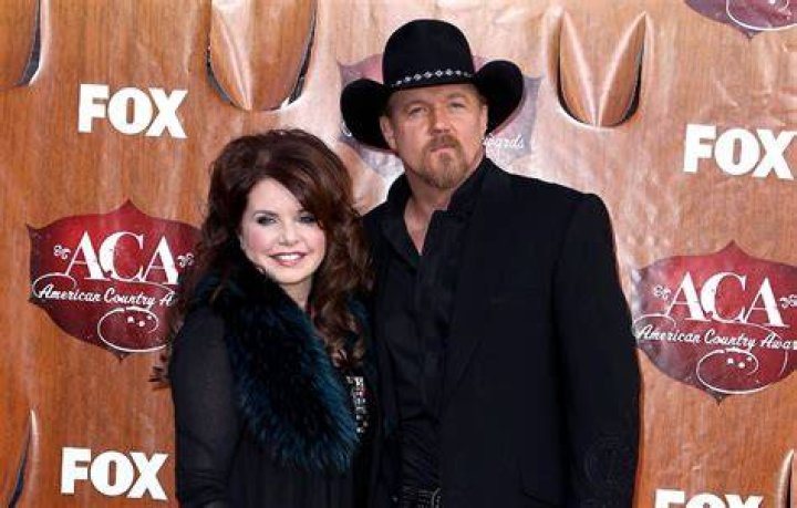 Trace Adkins Wiki, Biography: Wife, Divorce, Children, Family, Height, Net Worth, Songs, Movies
