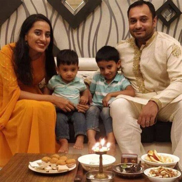 Vineeta Singh Net Worth, Biography, Wiki, Age, Parents, Family, Husband, Children, Photos or More