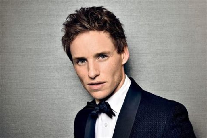 Who Are Eddie Redmayne’s Parents? What ethnicity is Eddie Redmayne? Does Eddie Redmayne have siblings?