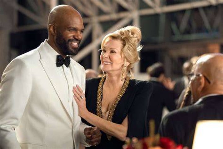 Who Is Carl Clemons-Hopkins Wife? American Actor Love Life Explored