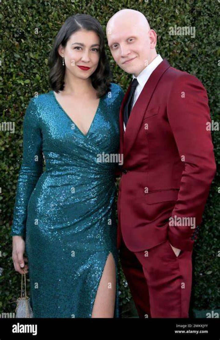 Who Is Gia Olimp, Actor Anthony Carrigan’s Wife?