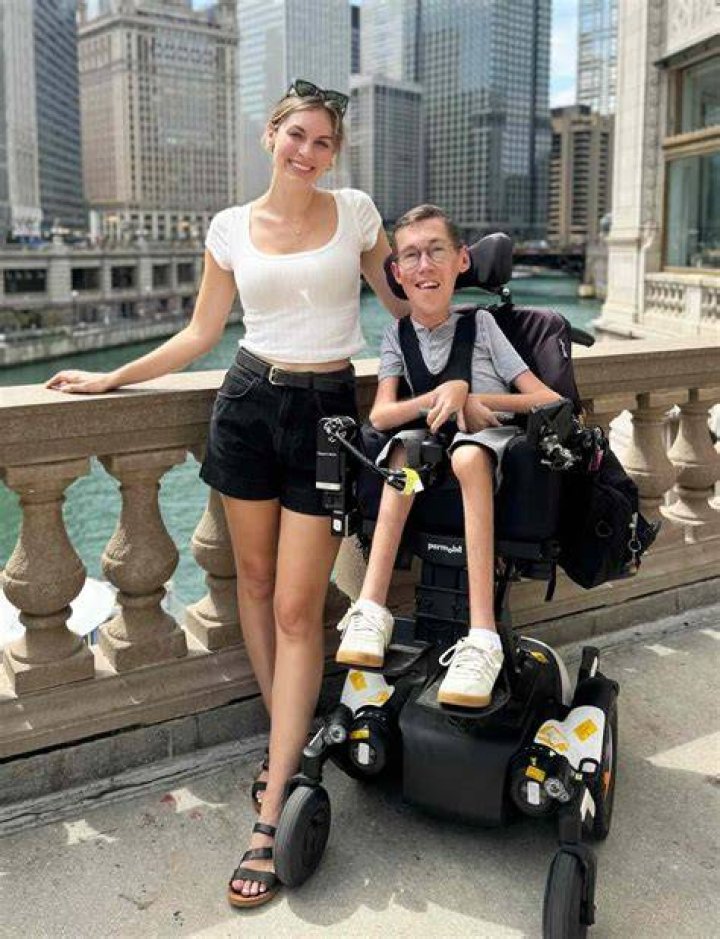 Who Is Shane Lee Yaw Girlfriend? Learn About YouTube Star Relationship Status And Instagram Pictures